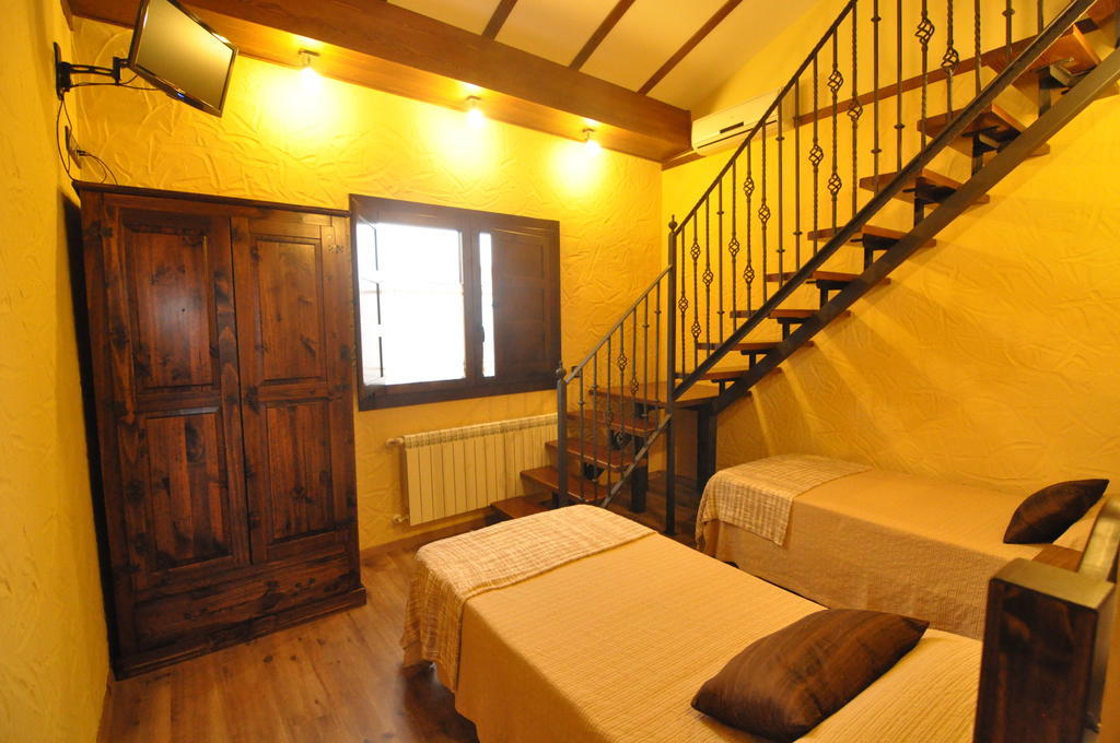 Via Caparra Superior Pension Oliva de Plasencia Kamer foto
